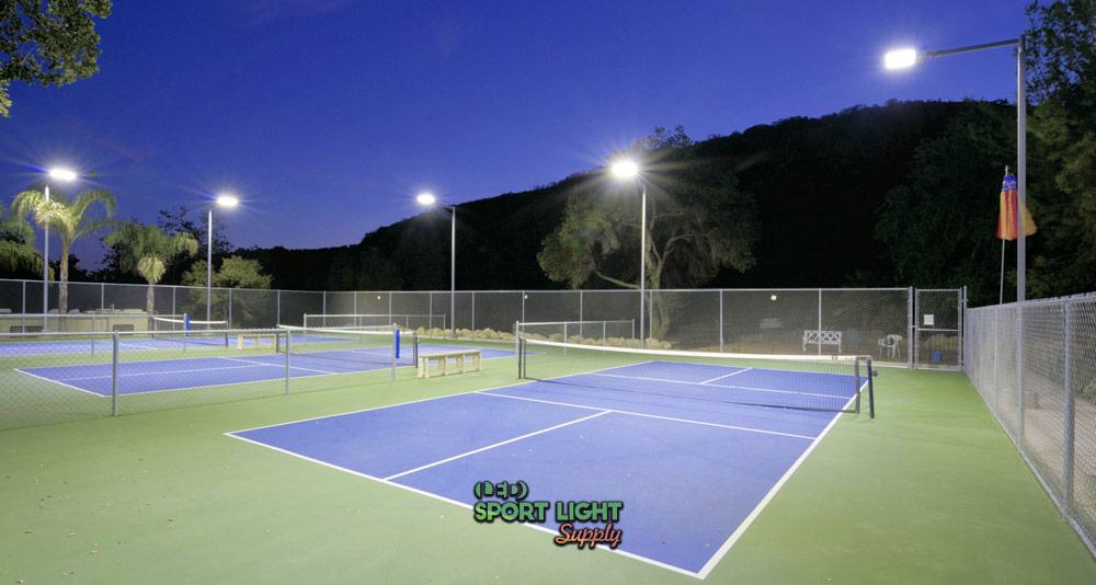 outdoor-tennis-court-glare